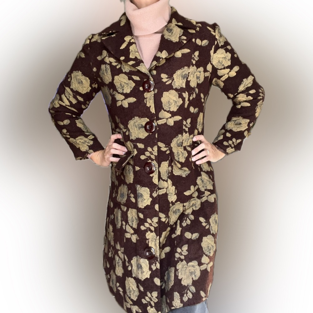 Young Essence‎ vintage tapestry baroque floral trench coat women’s size large